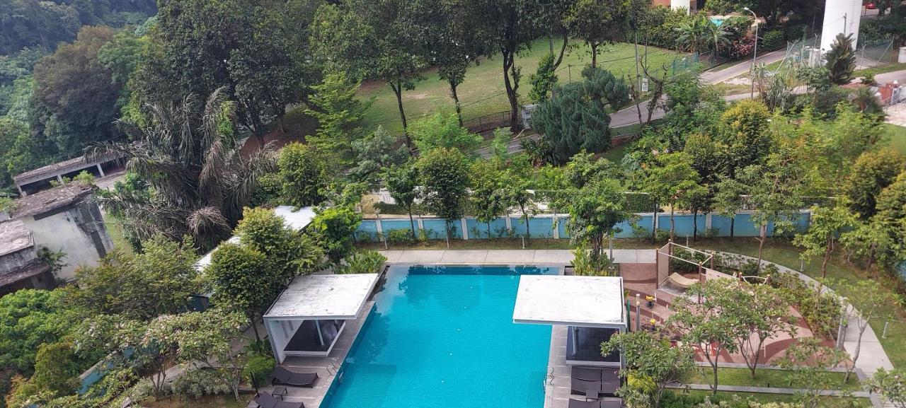 3 Bedroom Cozy Apartmet Kuala Lumpur Exterior photo